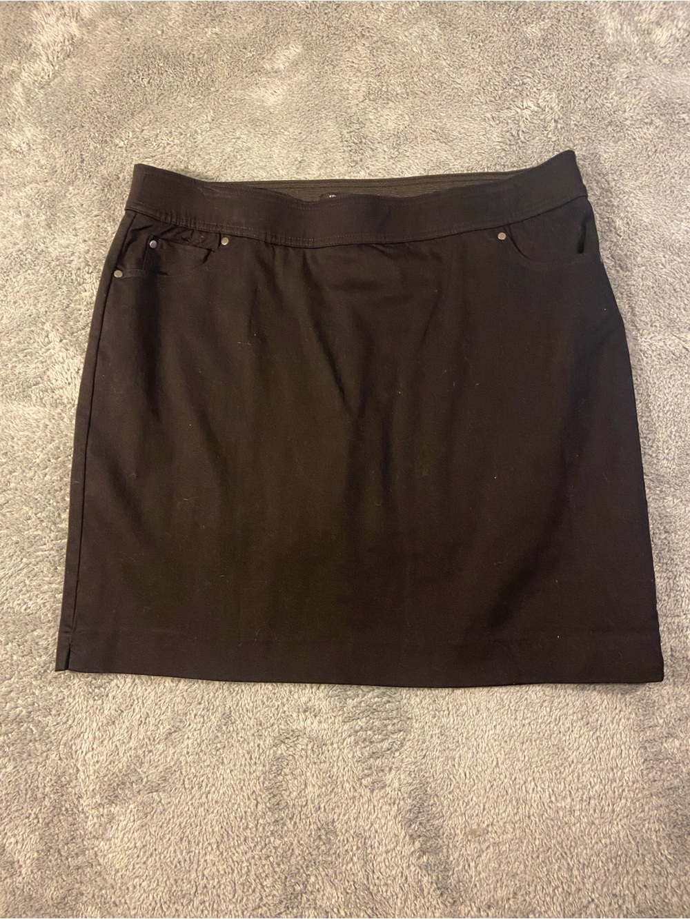 Kim Rogers Black Women's Skort with Front Pocket Accents size 14
